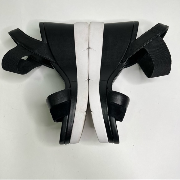 Franco Sarto Y2K 90s Black Velvet Modern Chunky White Platform Strappy Sandals - Picture 7 of 15